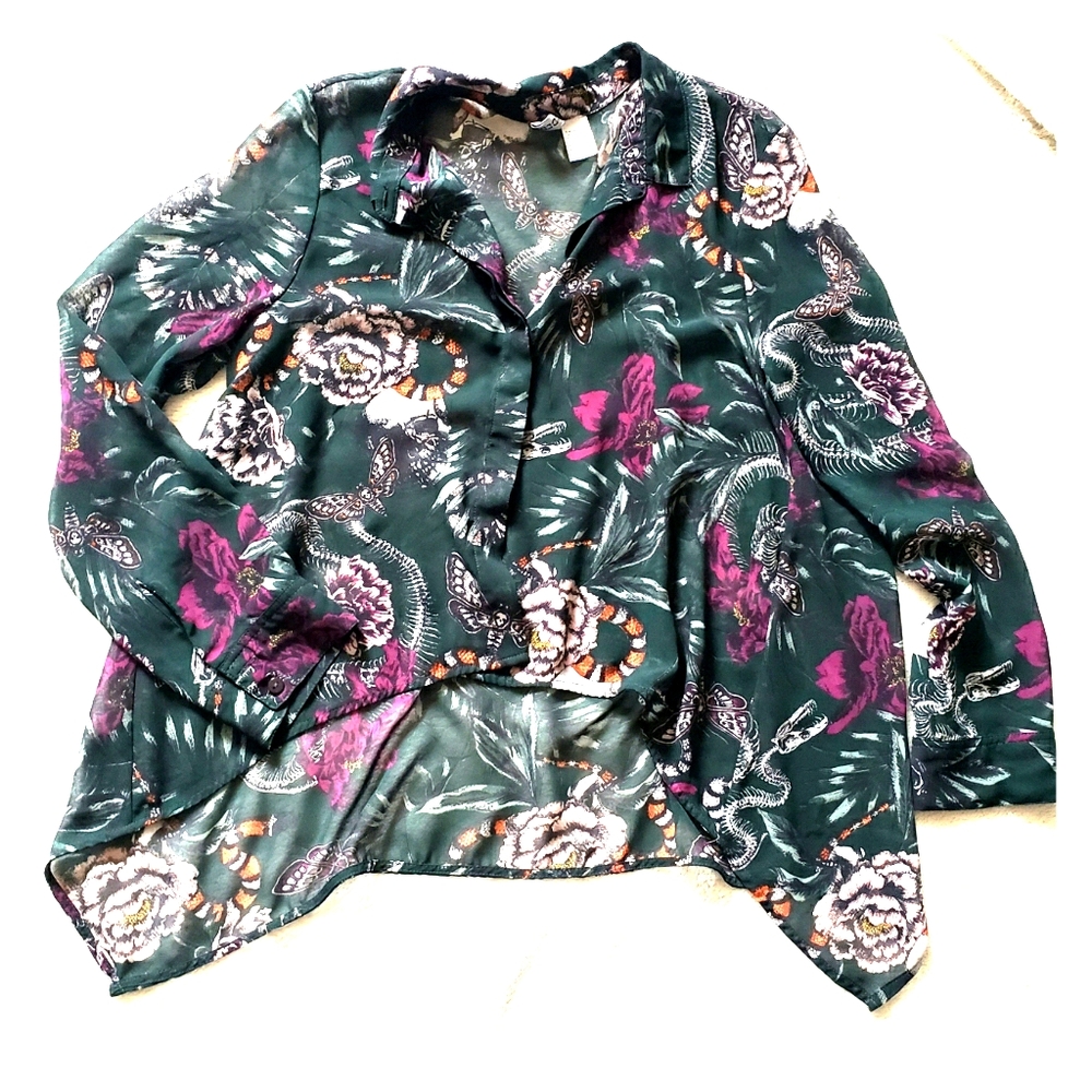 Printed button down top